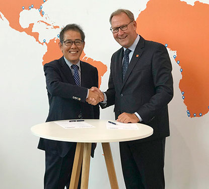 Furuno and Radio Holland prolong distributorship agreements at SMM 2018