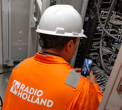 Radio Holland Installation Engineer Checking